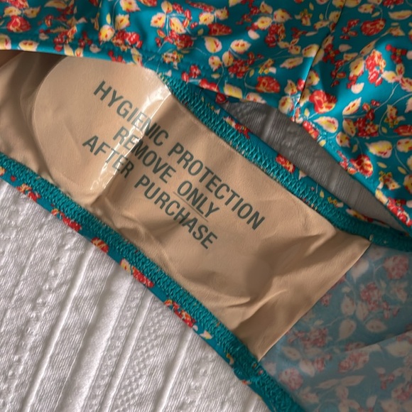 NWT Summersalt Terrace Floral Bikini Set - Size 4 - Picture 5 of 9